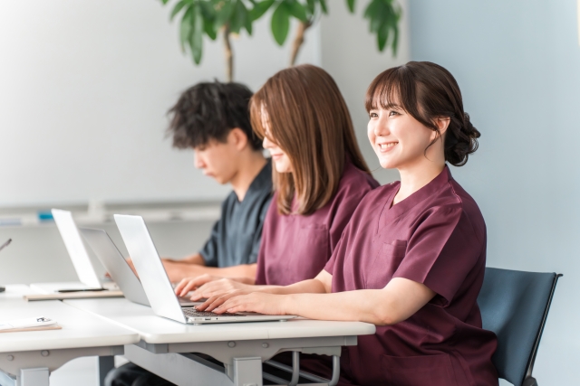 グリーンリーブズ赤枝　入所サービスの様子