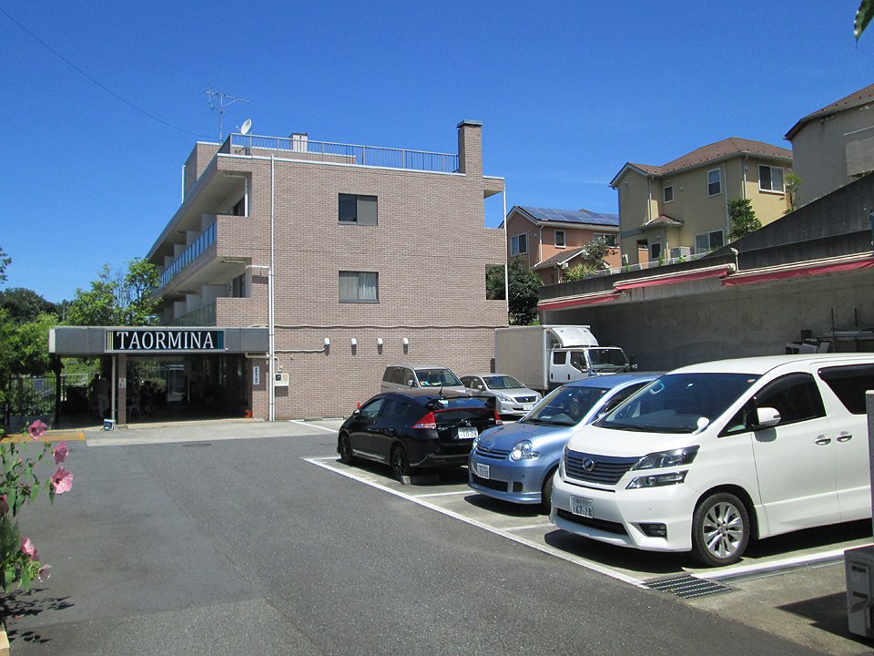 サービス付き高齢者向け住宅タオルミーナ